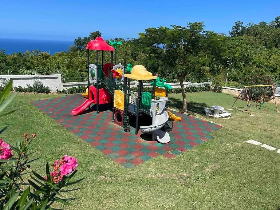 ヴィラ Hideaway Chateau Pyramid Point Stanmore Grove ジャマイカ
